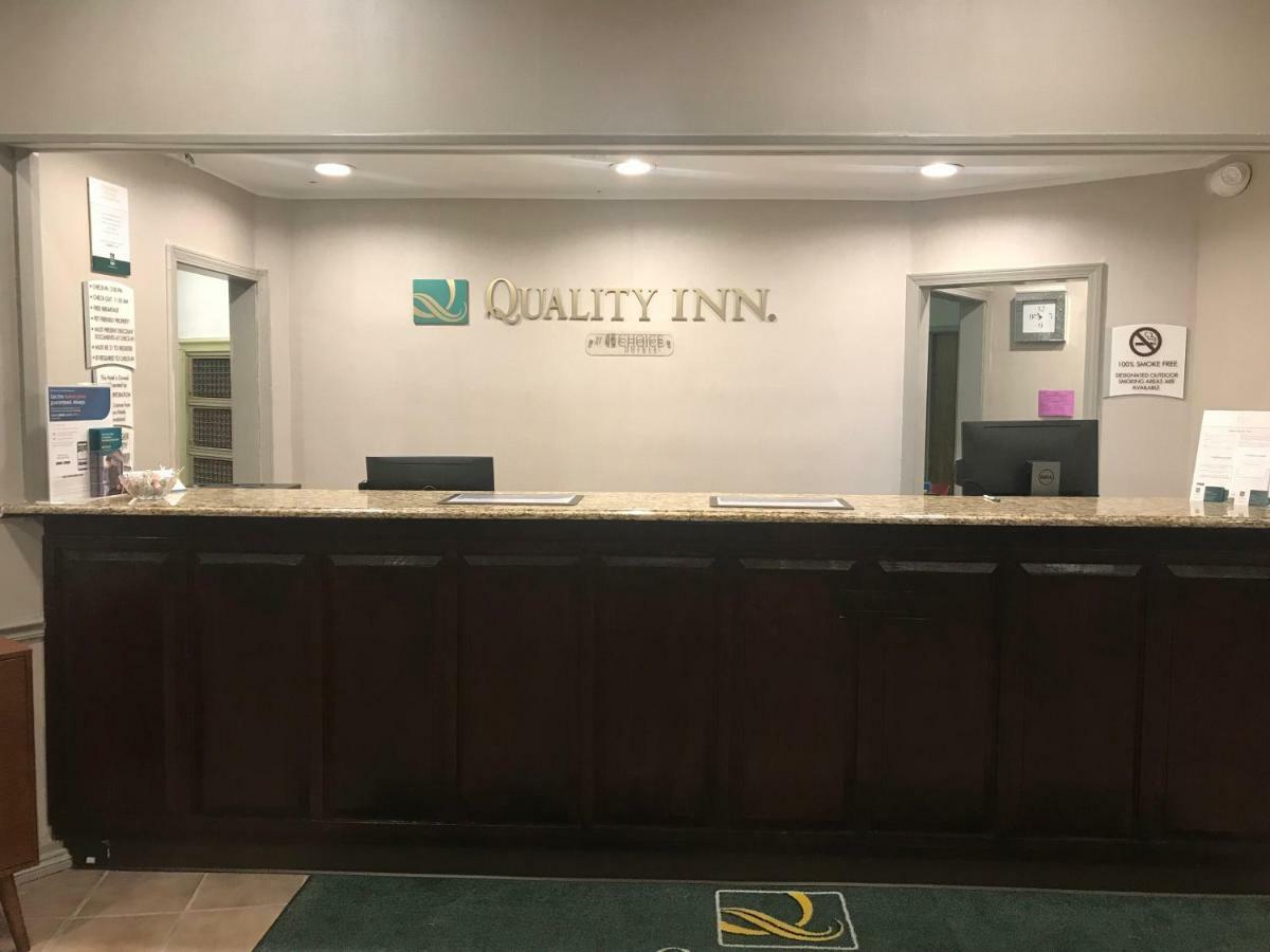 Quality Inn Vincennes Exterior foto
